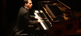 Alberto de Paz al piano